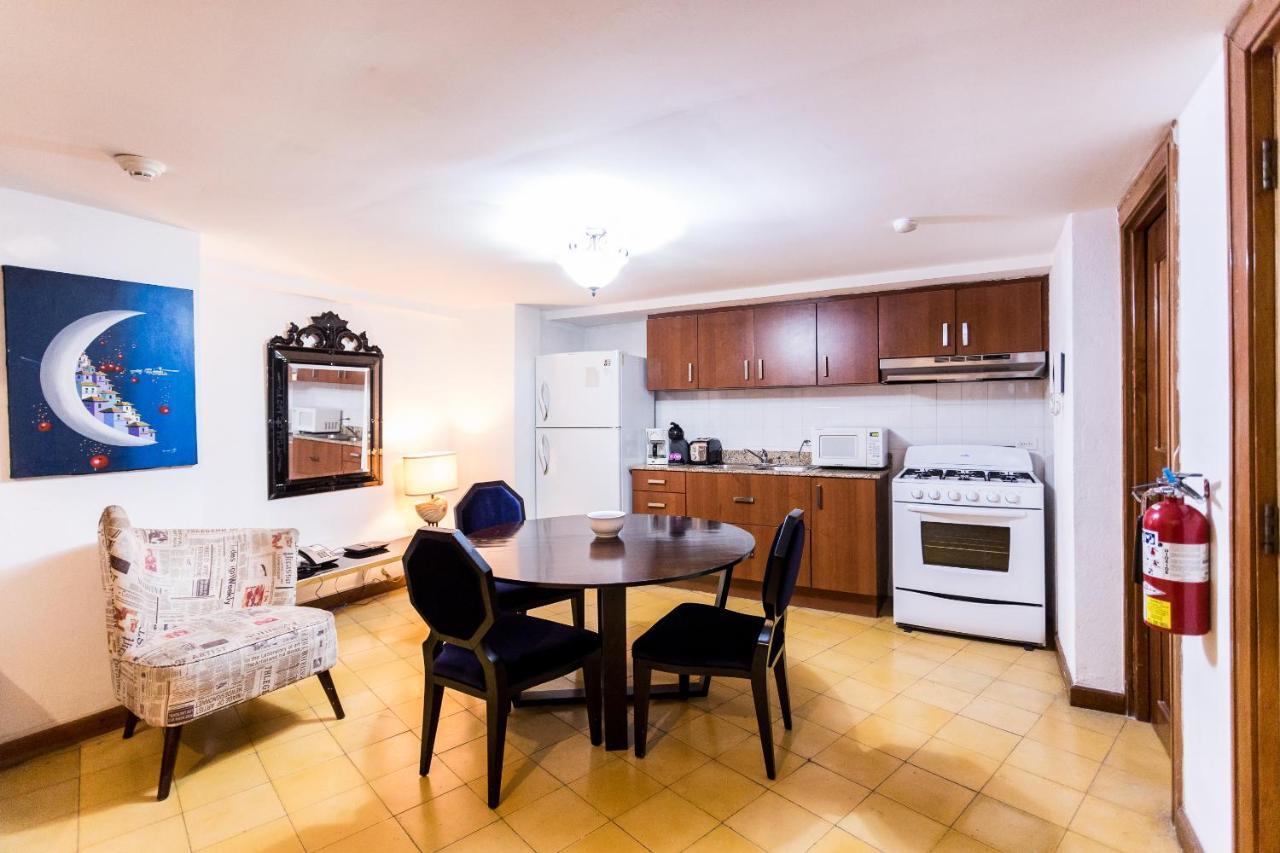 Casa Antigua Hotel-kitchen-roofbar 3* Panama (ville)